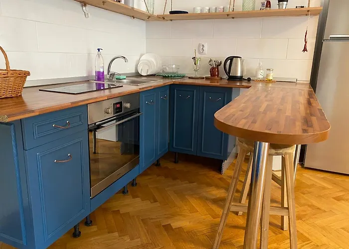 Stylized And Modern In דירה *